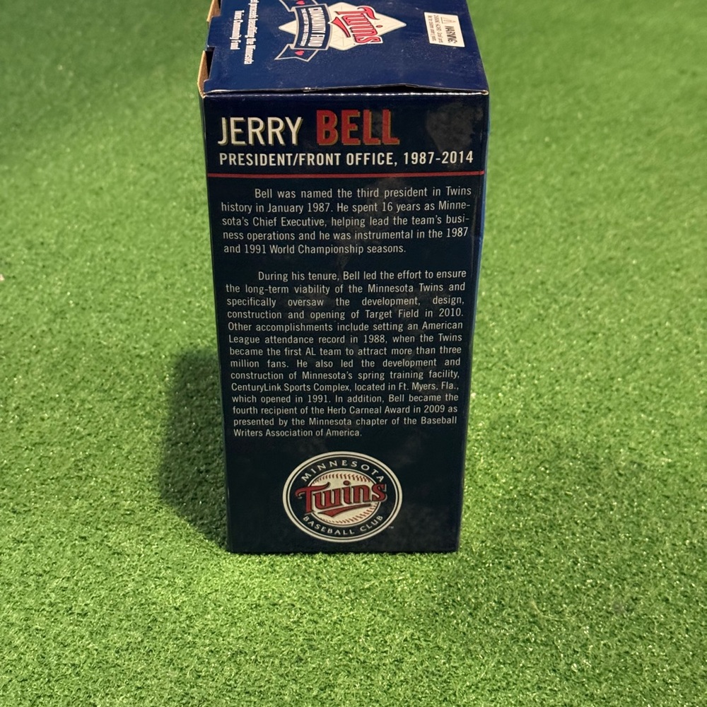 Minnesota Twins Jerry Bell Bobblehead - Picture 2 of 10